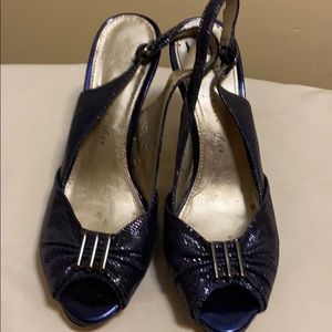 Beautiful day/night shoes